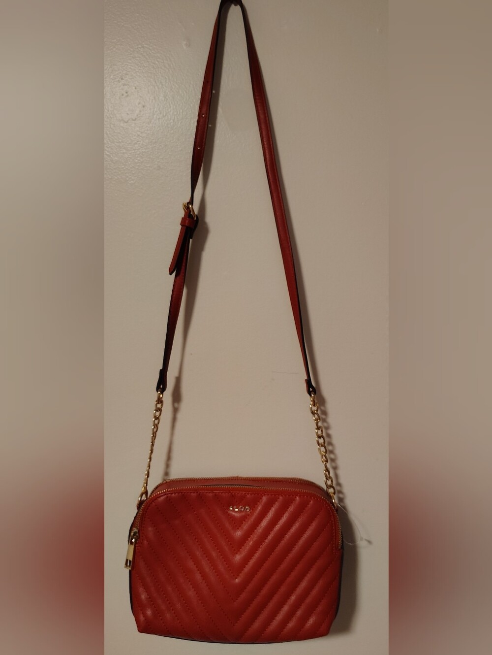 ALDO Red Quilted Crossbody Bag Size: 10"L X 7"H. - Picture 5 of 6